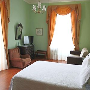Quarto triplo standard