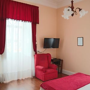 Quarto standard